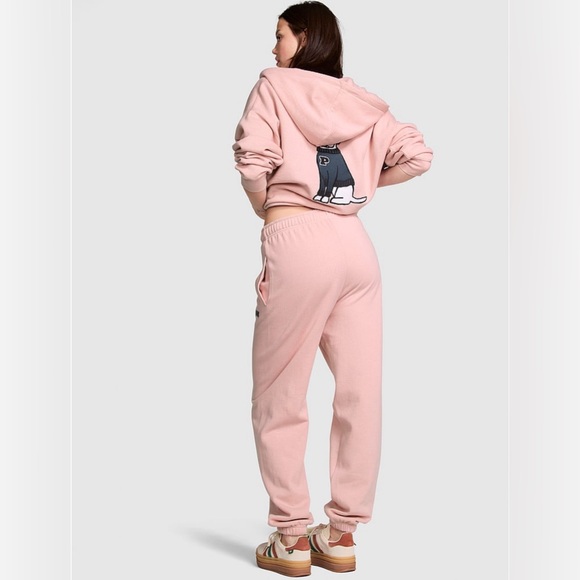 PINK Limited-Edition Chalk Rose FLEECE CAMPUS SWEATPANTS - Picture 6 of 7